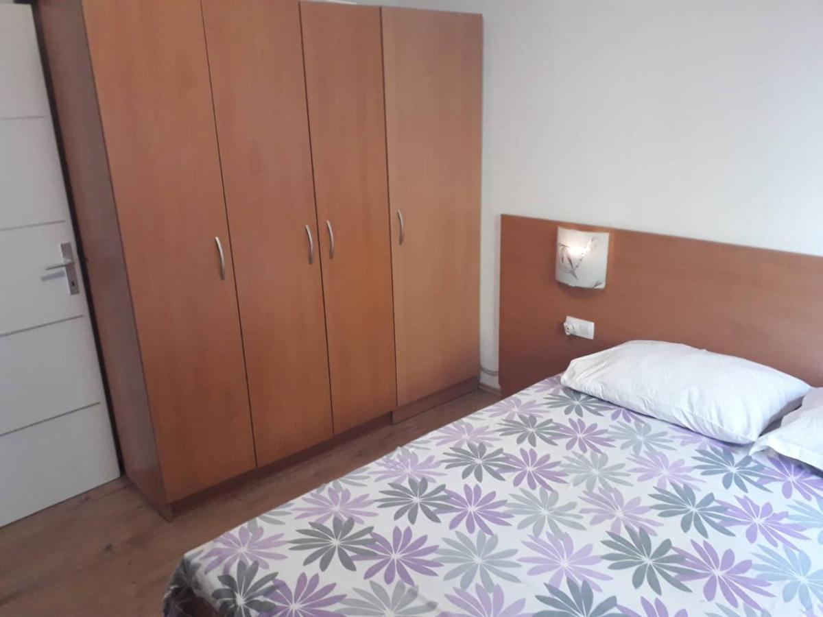 Apartments Senka Оребич Екстер'єр фото