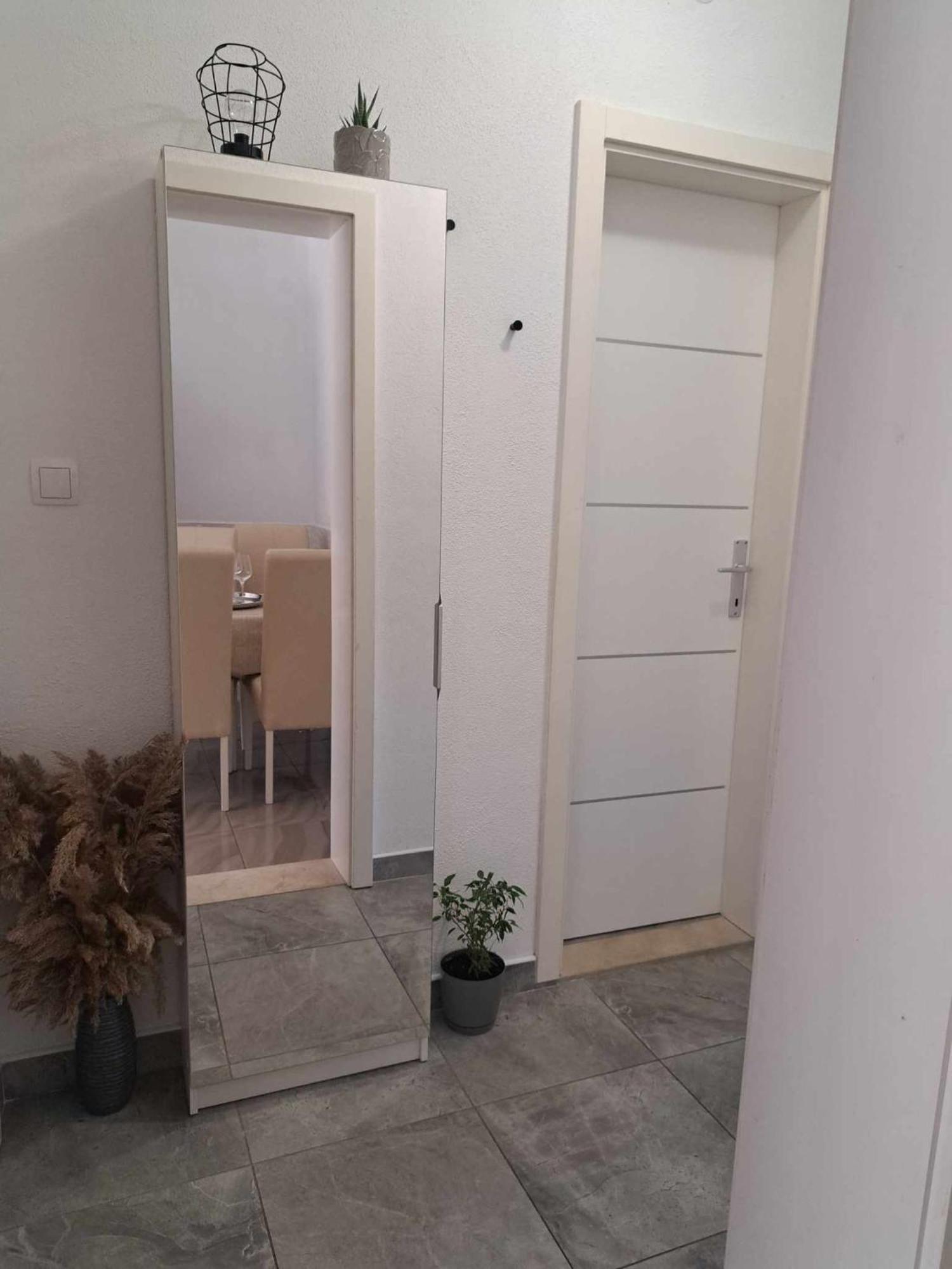 Apartments Senka Оребич Екстер'єр фото